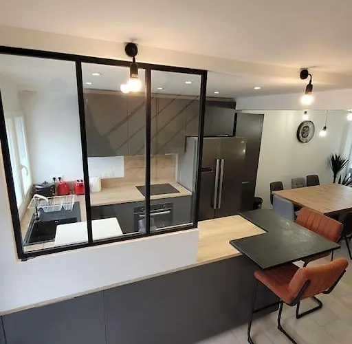 Magnifique Maison Proche Centre-ville/ Climatisée Villa