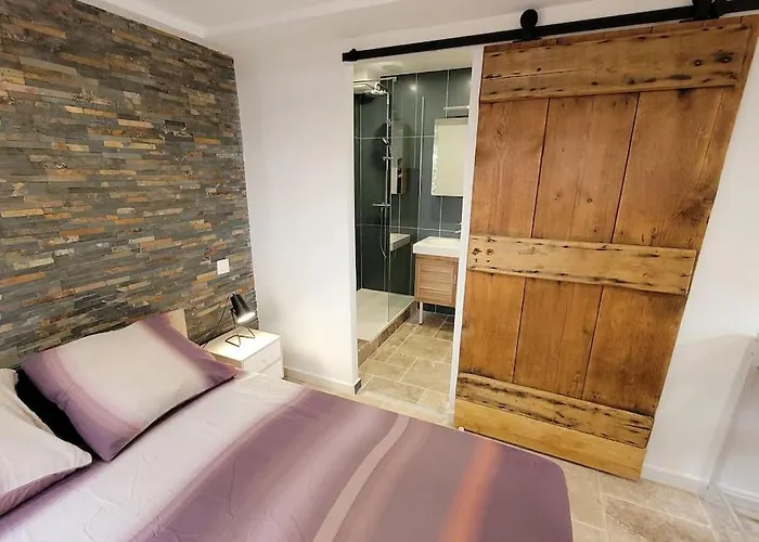 Magnifique Maison Proche Centre-ville/ Climatisée Villa
