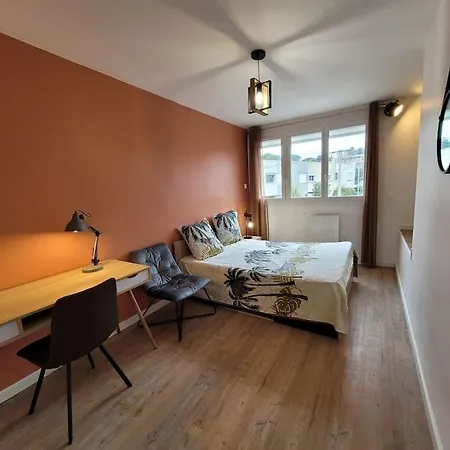 Magnifique Maison Proche Centre-ville/ Climatisee